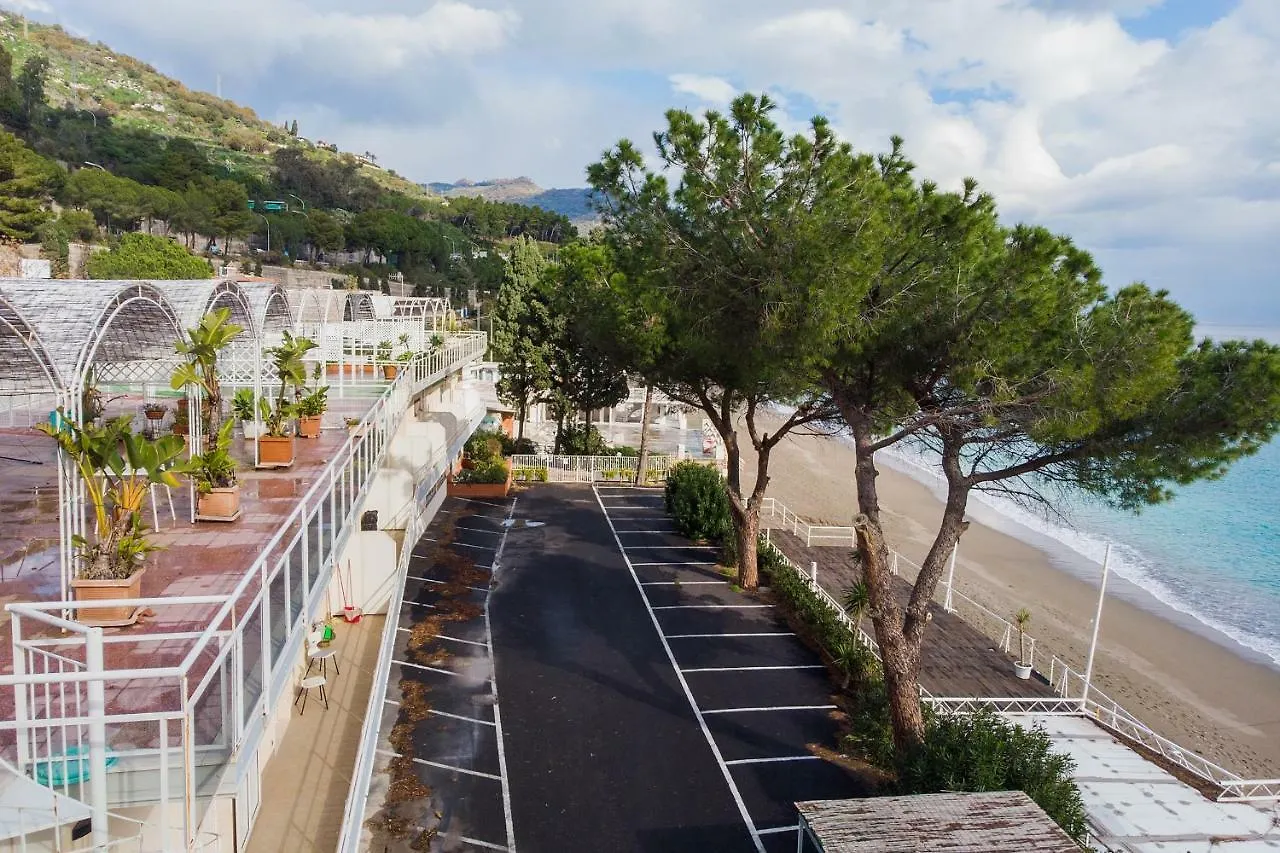 Magda Dom Apartment Taormina Italy
